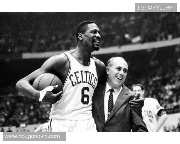 媒体预测:利拉德或成未来超级巨星 媒体预测:利拉德或成未来超级巨星